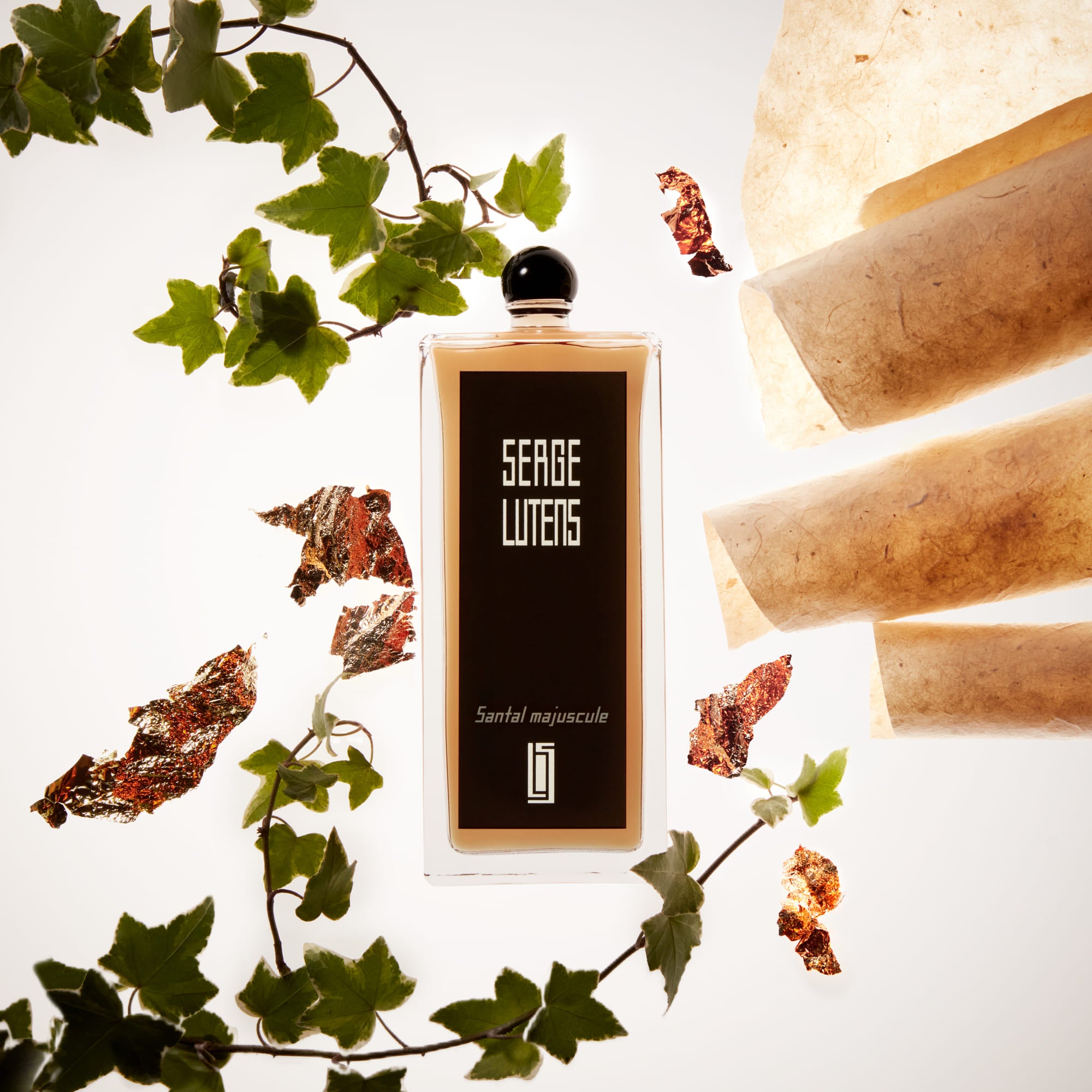 Santal majuscule | Serge Lutens – site officiel