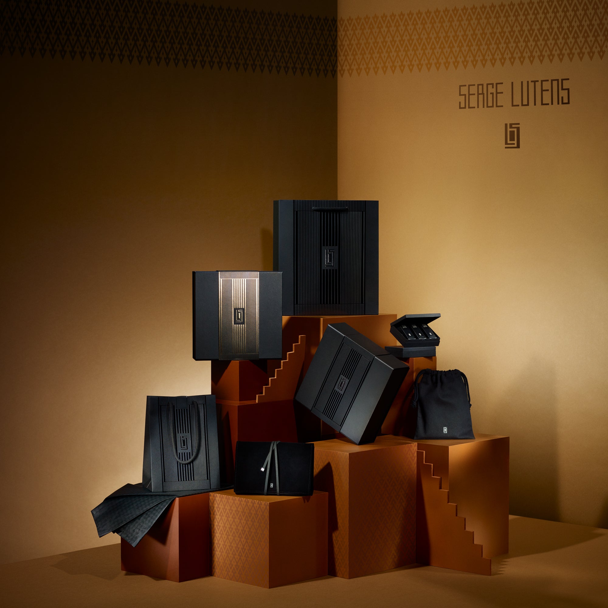 Fragrance and makeup Serge Lutens I Official site